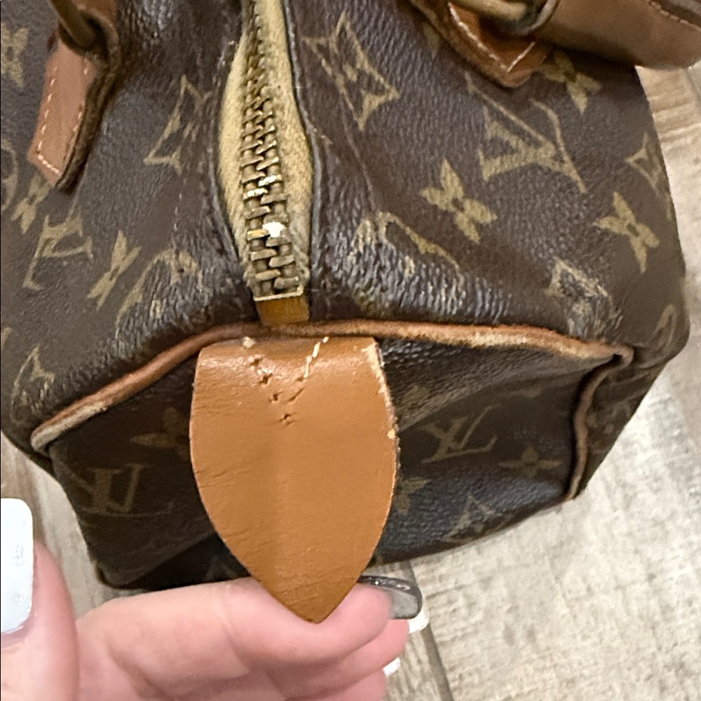 Louis Vuitton Monogram Vintage French and Company Speedy - Picture 10 of 16